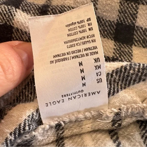 American Eagle Ahh-Mazingly Soft Flannel Shirt Boyfriend M, Black & White - EUC - Picture 4 of 14